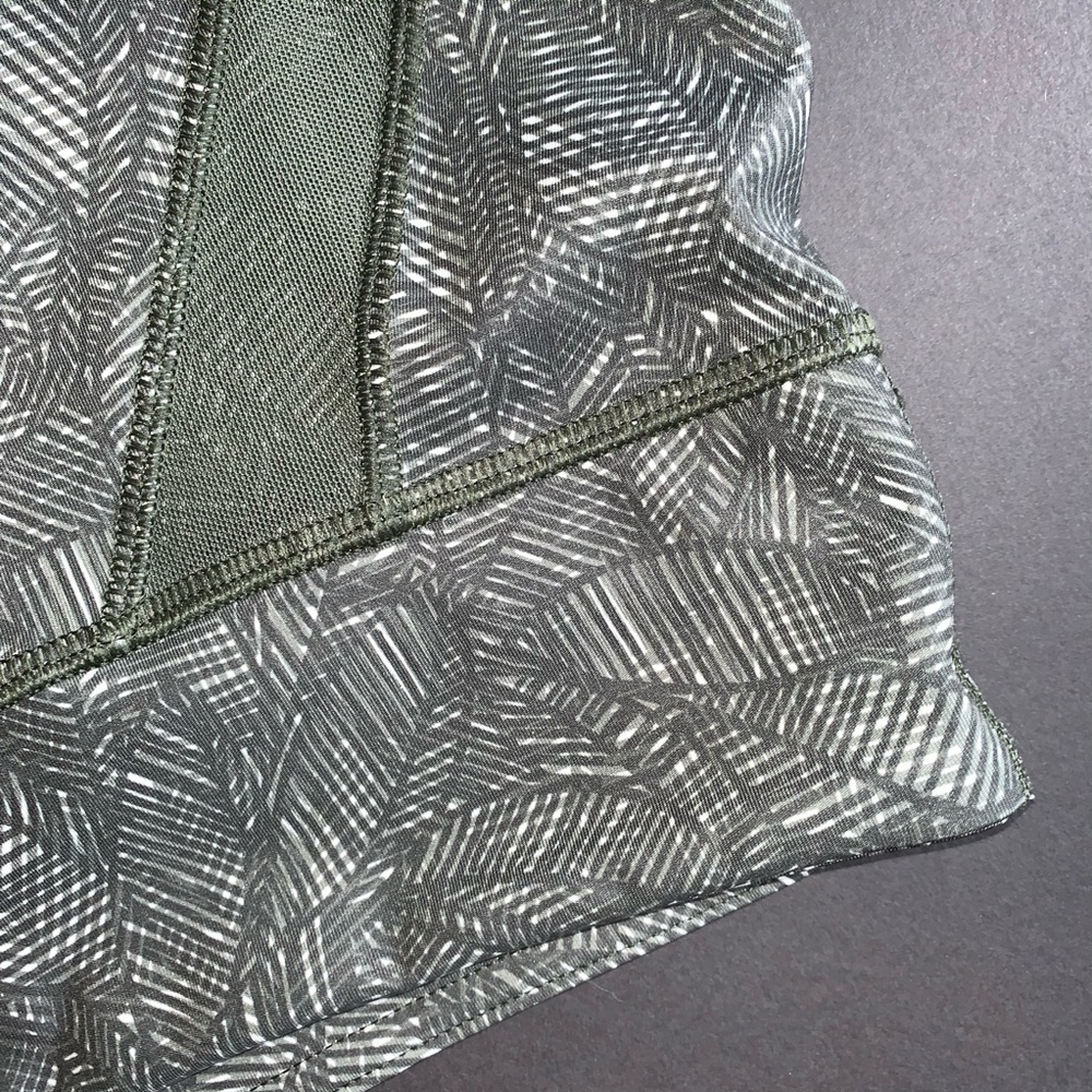 Lululemon Cool To Street Crop White Gator Green - Picture 5 of 8